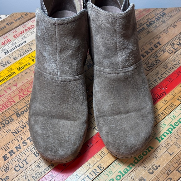 Dansko Mocha Brown Suede Wedge Ankle Boots - Picture 2 of 8